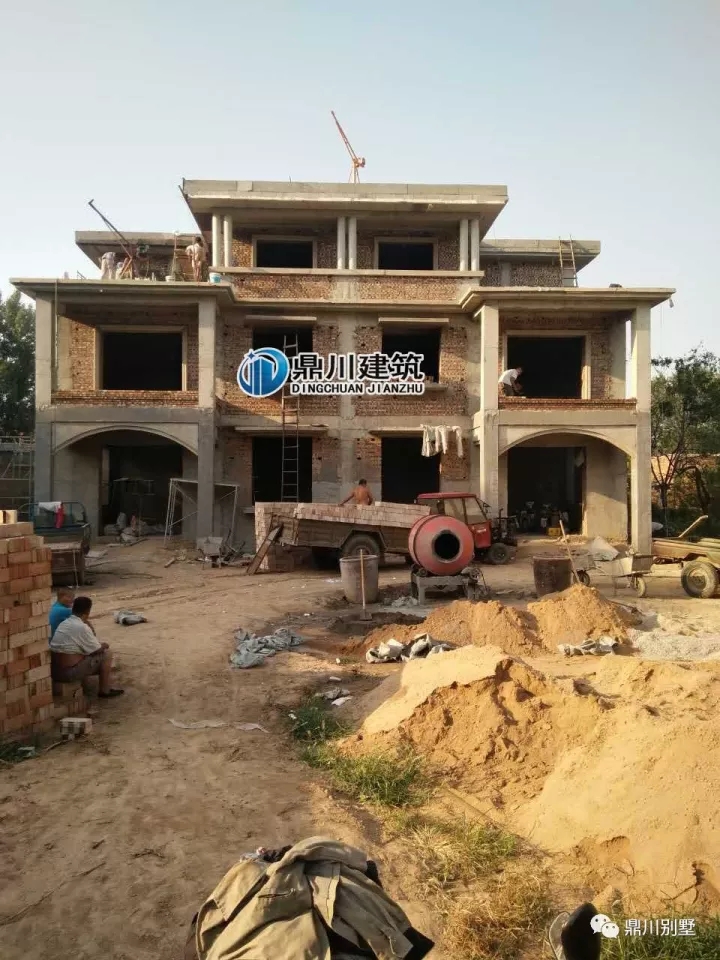 兄弟蓋雙拼別墅