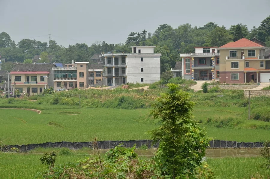 &ldquo;一戶多宅&rdquo;情況還會存在嗎？不被允許的話將會怎么處理？