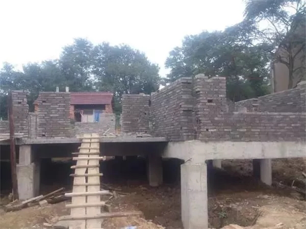 建房自訴：大叔15萬建好一層自建房，簡單舒適還省錢！