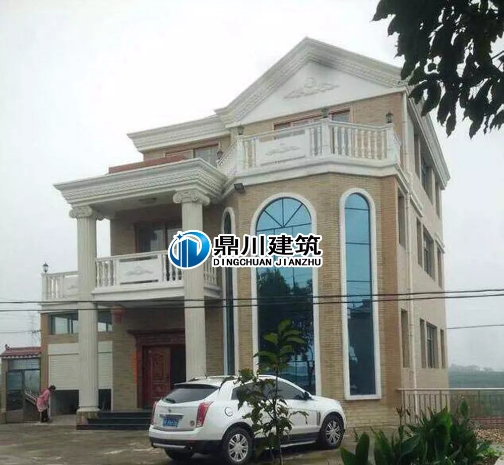 挑空客廳+旋轉樓梯，13&times;14三層優(yōu)雅大氣歐式別墅