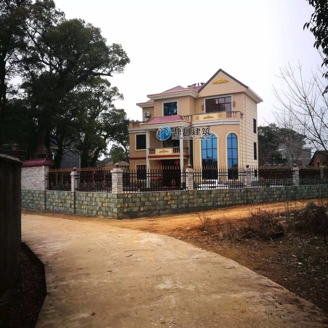 【案例】時尚感爆棚的復式三層農村別墅，還帶人人超愛的大院子！