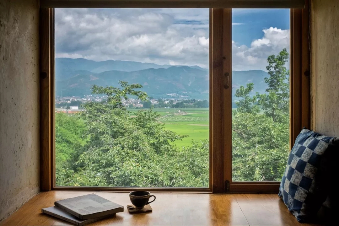 他用行動表達愛，將牛棚改成了300㎡的別墅送老婆